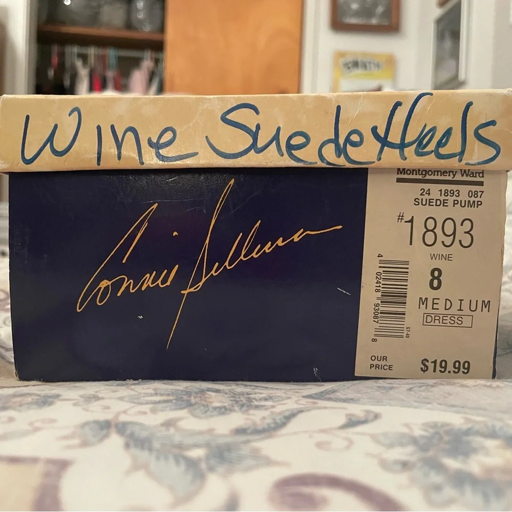 Vintage 1990’s Beautiful Wine Burgundy Suede Heels Women’s, Size 8 EUC! - Picture 2 of 11